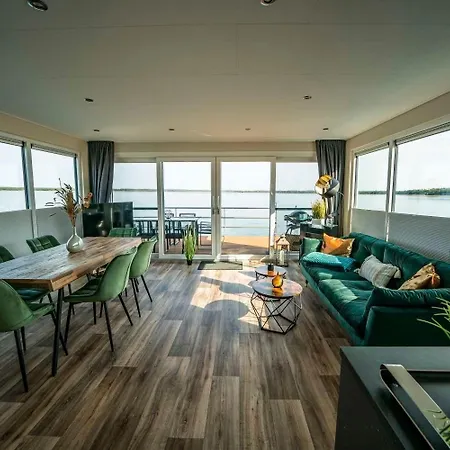 Hausboot Albatros - Lp4 * Laasow