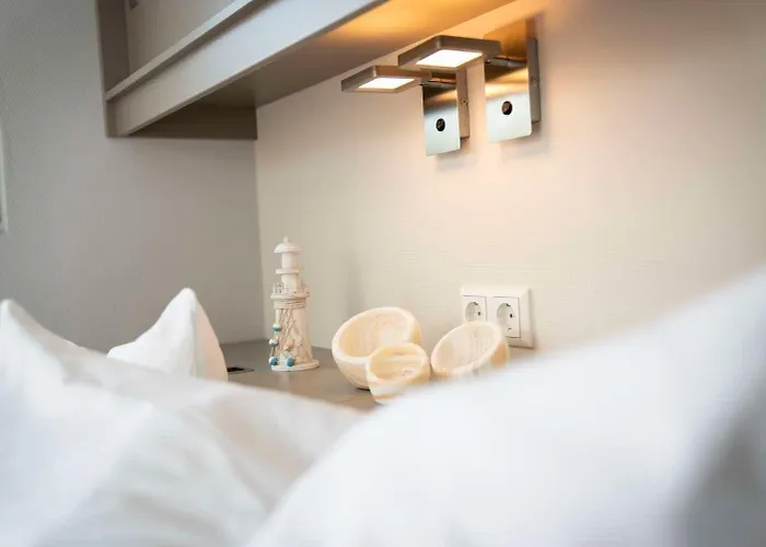 Hausboot Albatros - Lp4 بوتيل