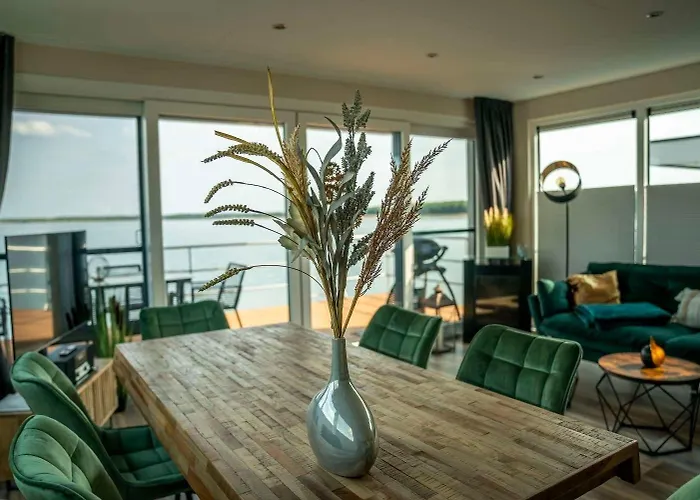 بوتيل Hausboot Albatros - Lp4 فتشاو